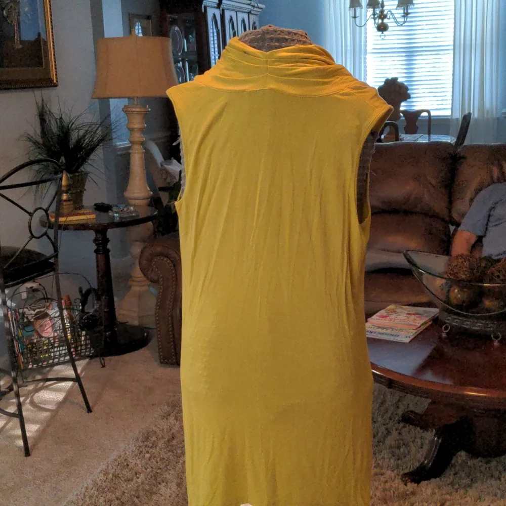 New Directions Tunic - Picture 2 of 4